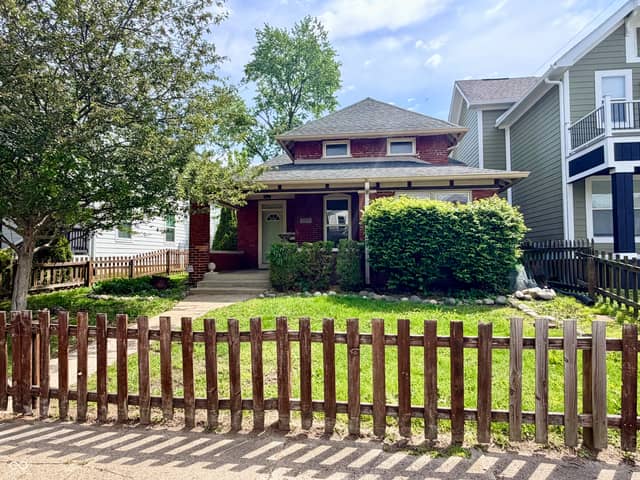 1249 Union Street, Indianapolis, IN 46225, photo 4 of 49