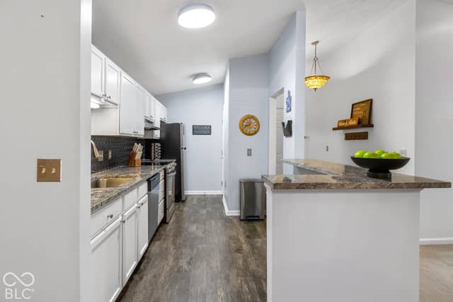 233 Legends Creek Place #APT 208, Indianapolis, IN 46229, photo 5 of 26