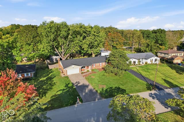36 Lansdowne Lane, Carmel, IN 46033, photo 4 of 38