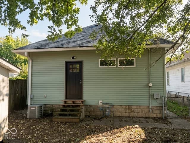 416 N Forest Avenue, Indianapolis, IN 46201, photo 3 of 7