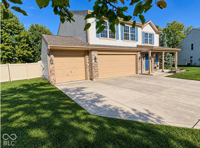 14445 Worthington Boulevard, Fishers, IN 46038, photo 3 of 34