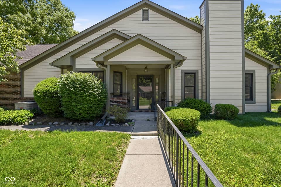5201 Greenwillow Road, Indianapolis