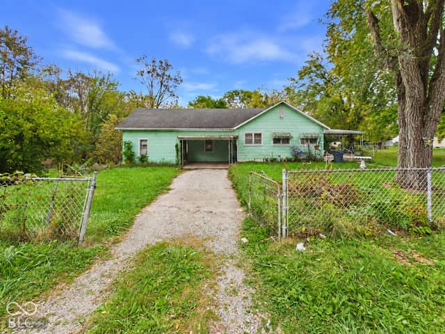 2030 Hill Street, Anderson, IN 46012, photo 2 of 5