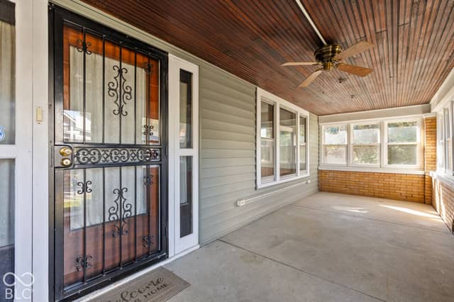 917 Hervey Street, Indianapolis, IN 46203, photo 5 of 35