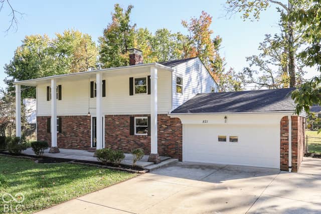 821 Merry Lane, Greenwood, IN 46142, photo 4 of 66