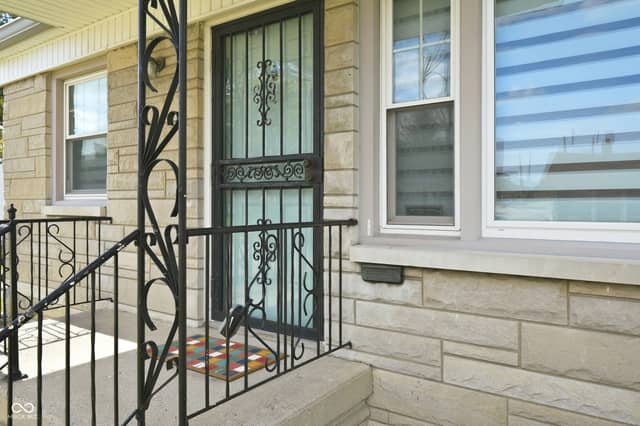 202 N 18th Avenue, Beech Grove, IN 46107, photo 5 of 44