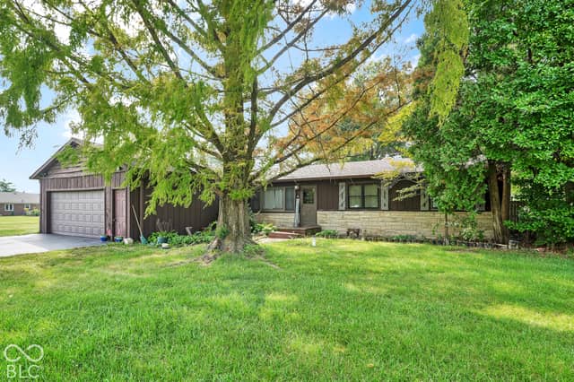 4438 Bridgefield East Drive, Plainfield, IN 46168, photo 3 of 30