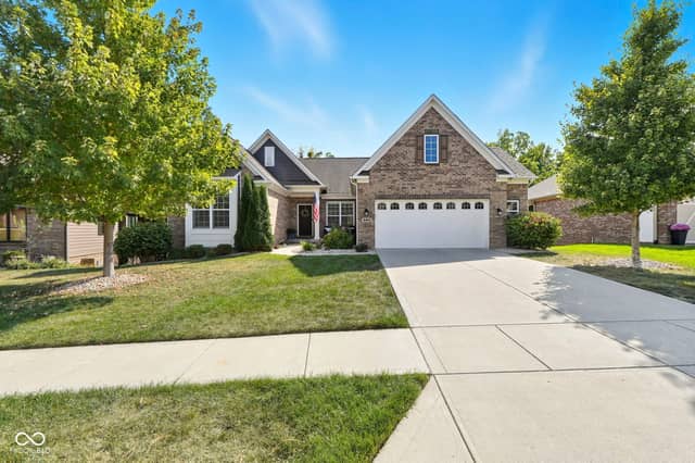 6413 Bastani Place, Indianapolis, IN 46237, photo 4 of 56