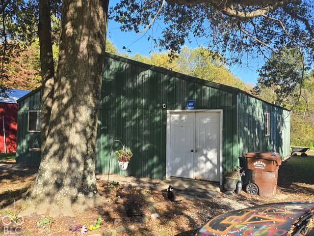 4238 Hochstetler Street, Coal City, IN 47427, photo 4 of 13
