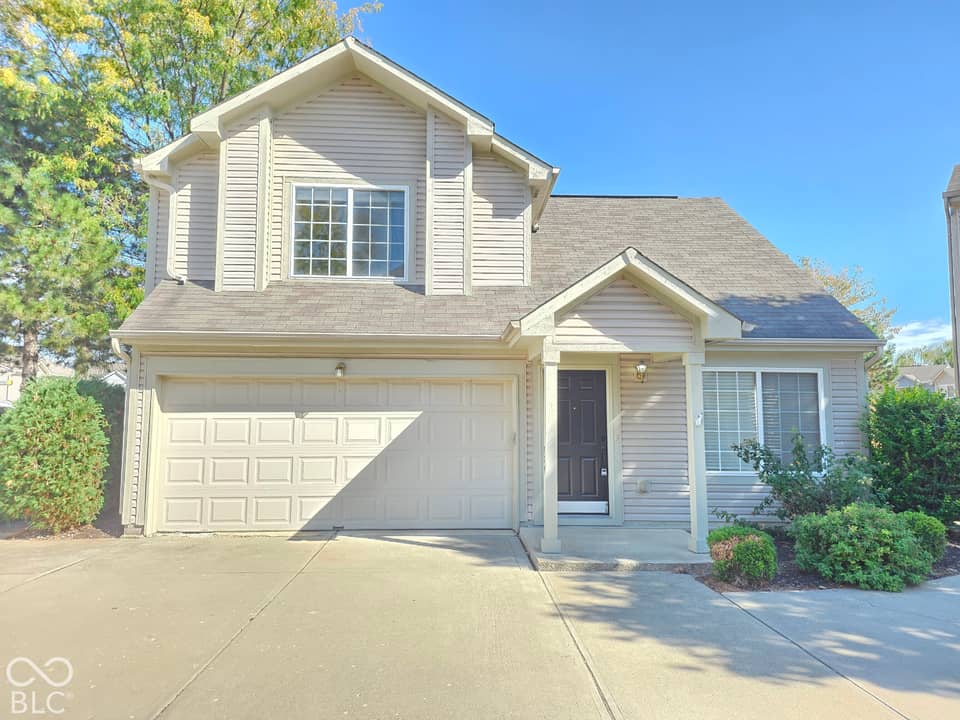 529 Stobus Drive, Greenwood, IN 46143, photo 1 of 9