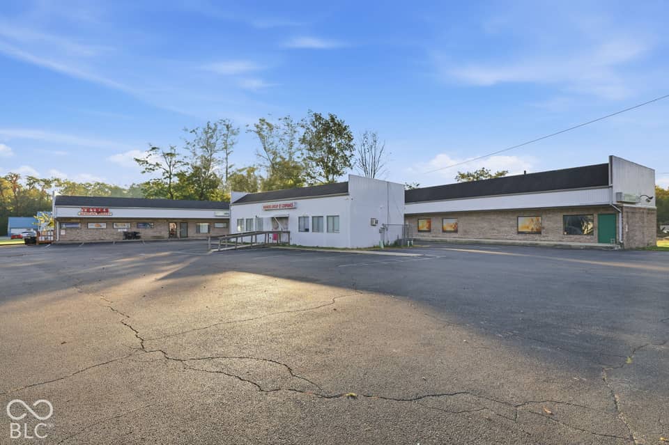 4903 S High School, Indianapolis