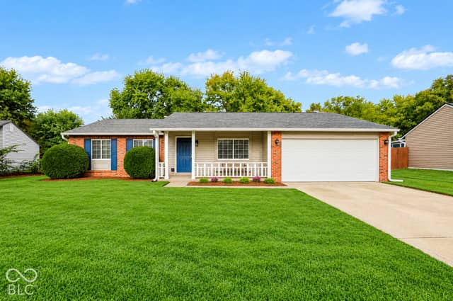 8528 Friendship Lane, Indianapolis, IN 46217, photo 2 of 24