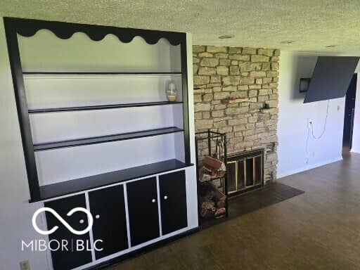 712 E Main Street, Milroy, IN 46156, photo 5 of 27