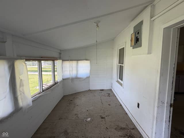 802 9th Street, Bedford, IN 47421, photo 5 of 10