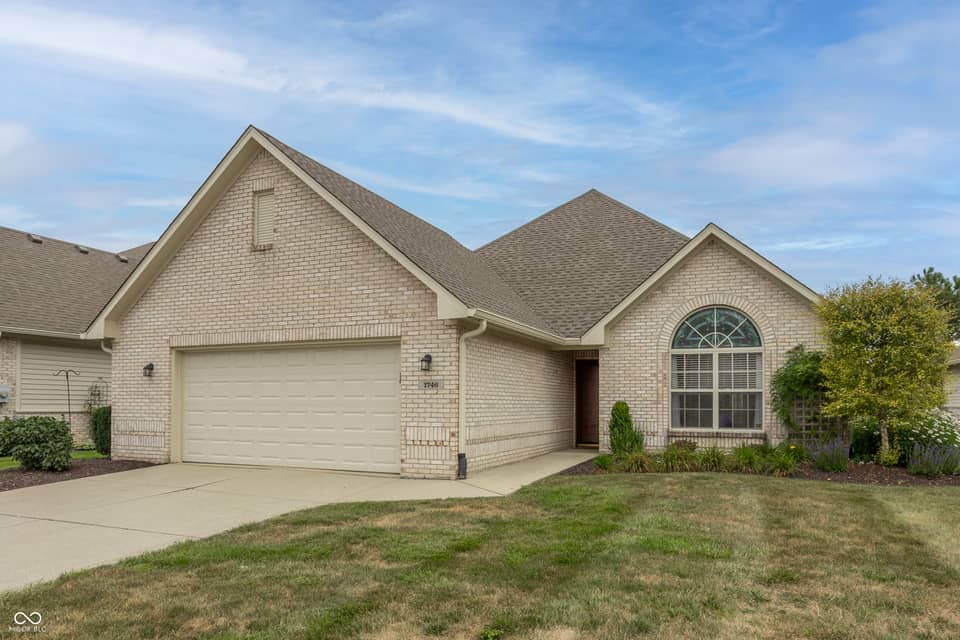 1746 Stonewall Circle, Greenfield