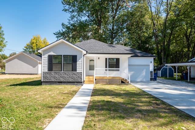 1309 W Gibson Street, Austin, IN 47102, photo 2 of 33