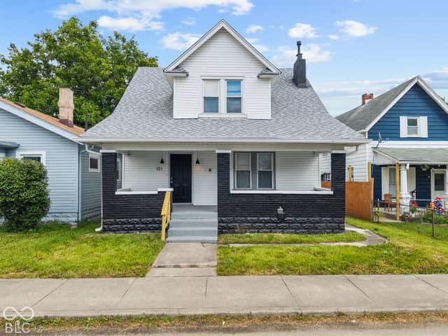 121 N Bradley Avenue, Indianapolis, IN 46201, photo 2 of 33