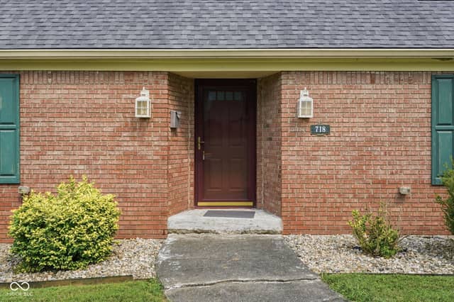 718 Highridge Avenue, Greencastle, IN 46135, photo 3 of 51