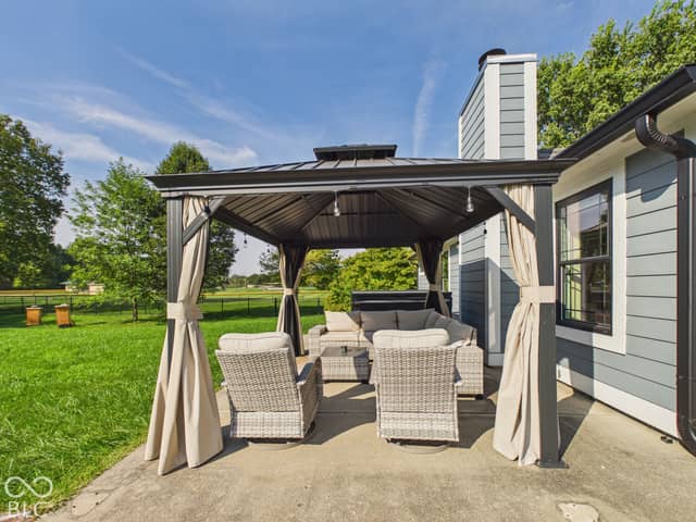 8801 Harrison Parkway, Fishers, IN 46038, photo 3 of 41