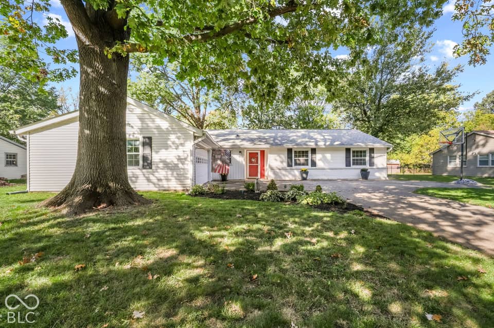1652 W 74th Place, Indianapolis, IN 46260, photo 1 of 32