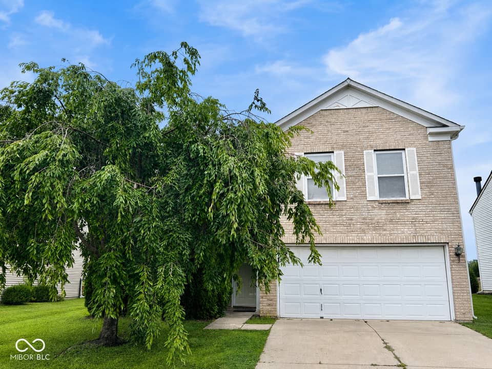 5502 Floating Leaf Drive, Indianapolis