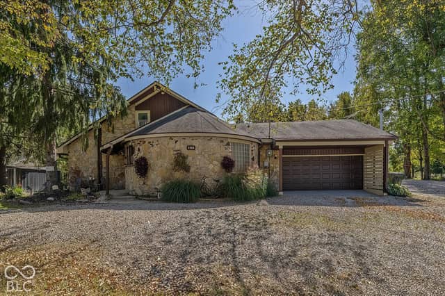 629 W 200 N, Greenfield, IN 46140, photo 4 of 32