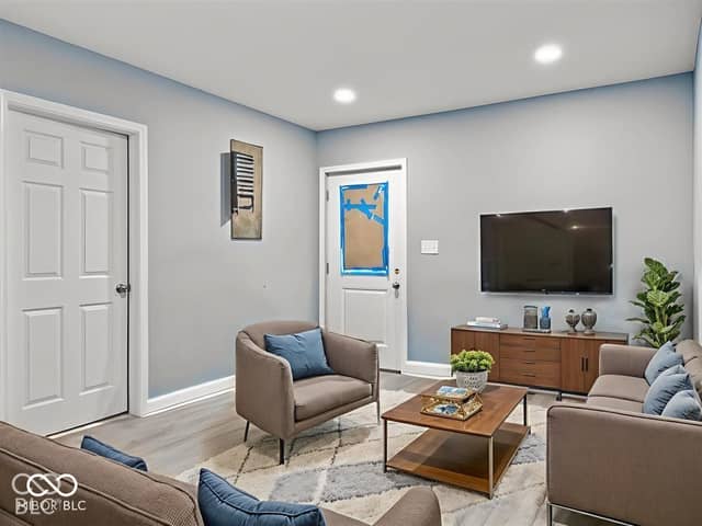 2127 Sugar Grove Avenue, Indianapolis, IN 46202, photo 5 of 12