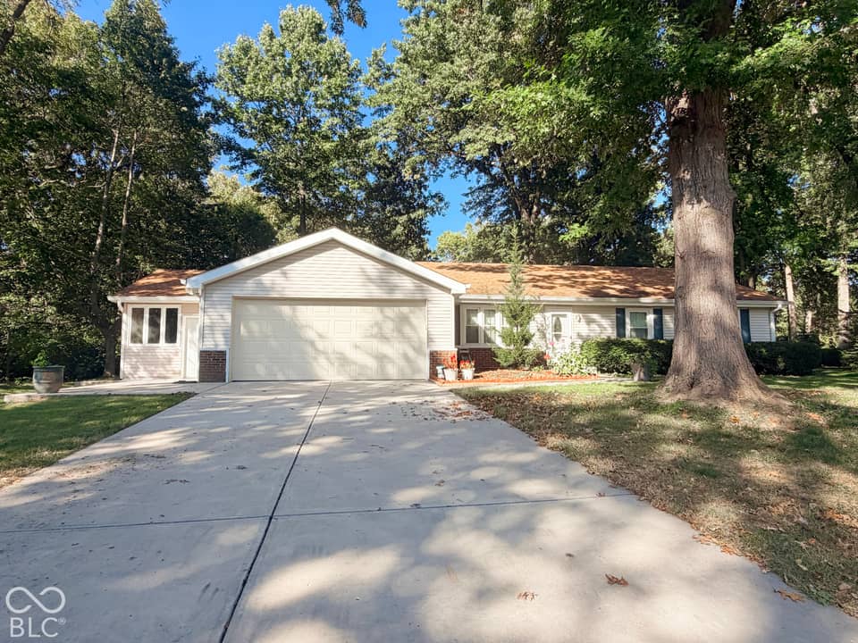 8702 Gillingham Lane, Fishers, IN 46038, photo 1 of 29