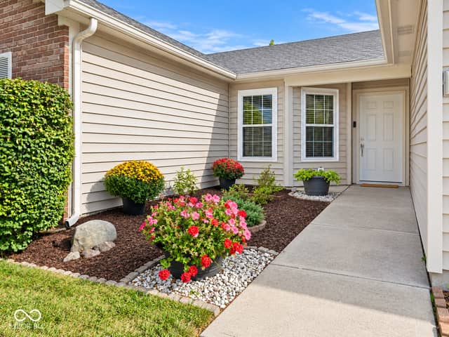 3020 Shadow Lake Drive, Indianapolis, IN 46217, photo 5 of 30