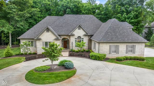 924 Woodcrest Way, Anderson, IN 46012, photo 3 of 34