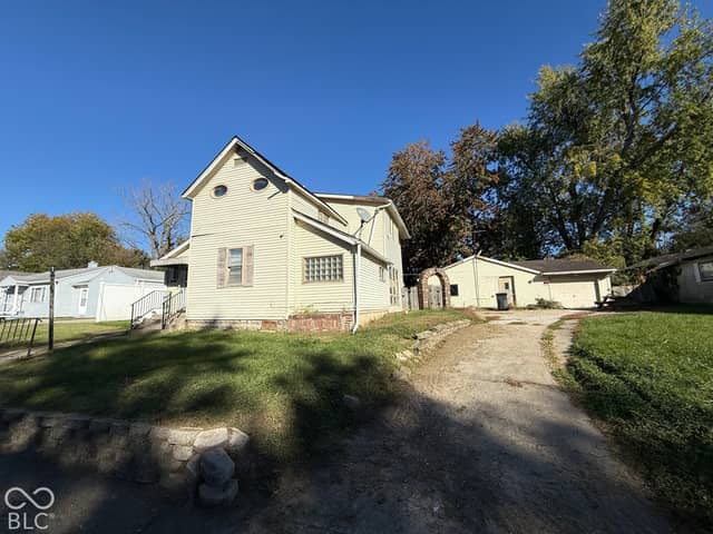 2424 Fairview Street, Anderson, IN 46016, photo 3 of 15