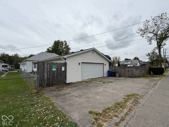515 W Mechanic Street, Shelbyville, IN 46176, photo 4 of 5