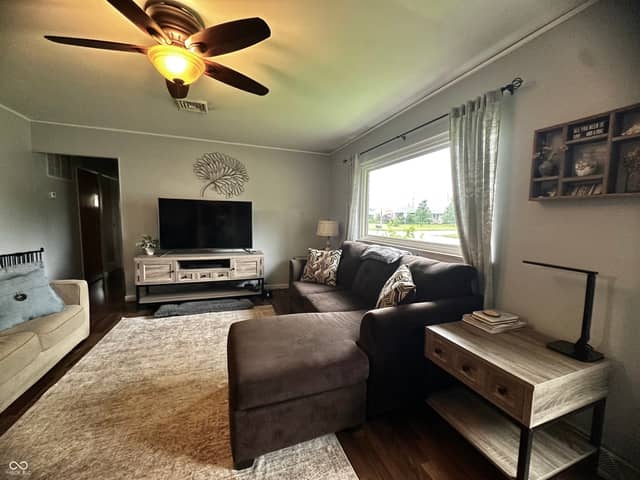 2809 N Rosewood Avenue, Muncie, IN 47304, photo 4 of 13