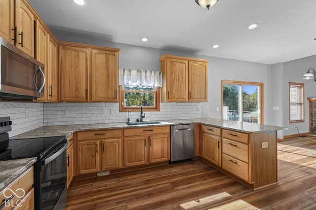 4983 W 100 N, Bargersville, IN 46106, photo 5 of 48