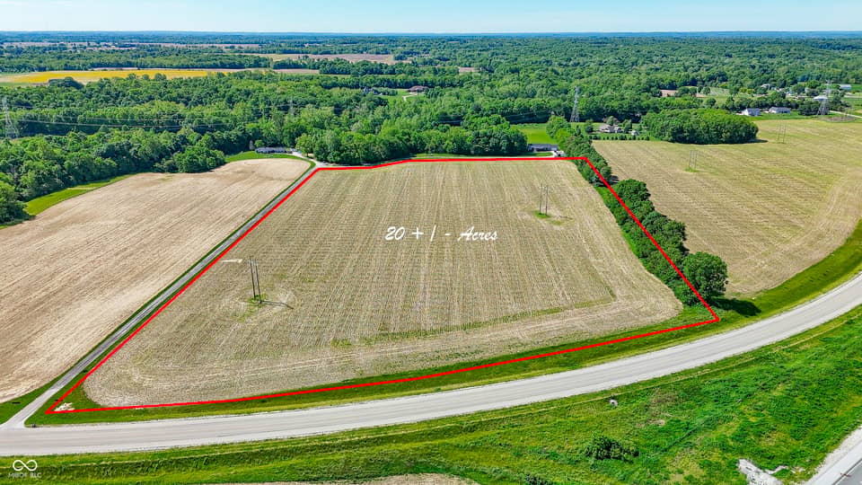 7892 N Whiteland Lane, Martinsville