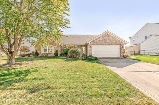 6489 Bird Key Drive, Noblesville, IN 46062, photo 2 of 38