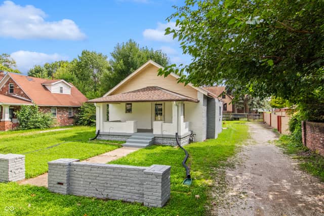 2807 Hervey Street, Indianapolis, IN 46203, photo 4 of 28