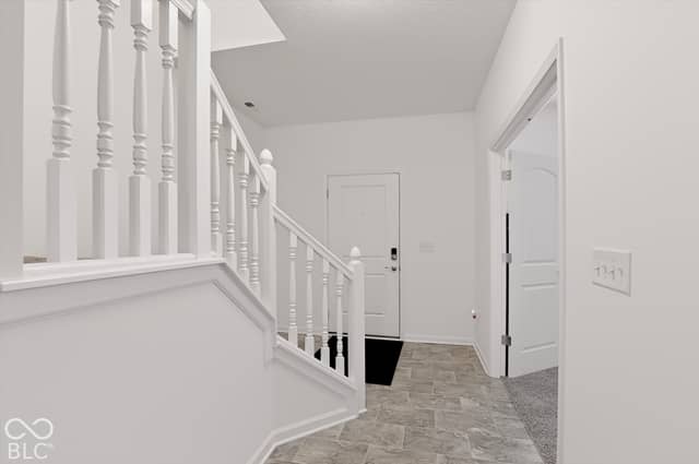 1927 Cobbett Drive, Avon, IN 46123, photo 3 of 37