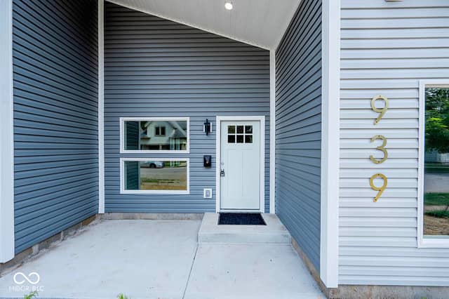 939 Haugh Street, Indianapolis, IN 46222, photo 4 of 25