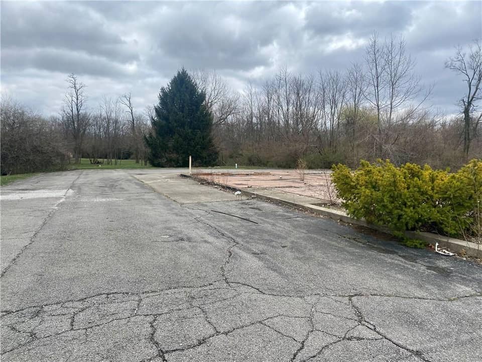 1208 N Lincoln Street, Greensburg