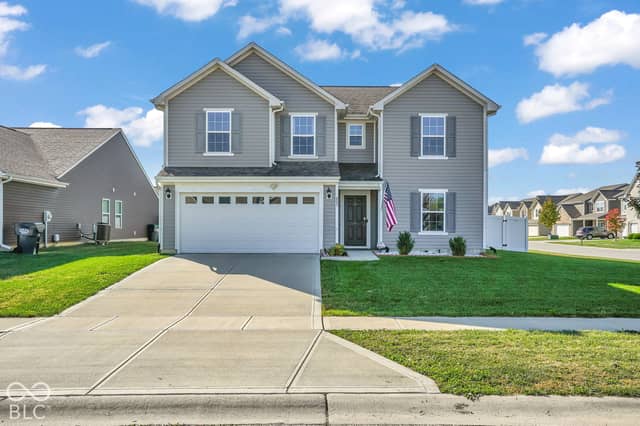 803 Blue Ash Trail, Greenwood, IN 46143, photo 2 of 54