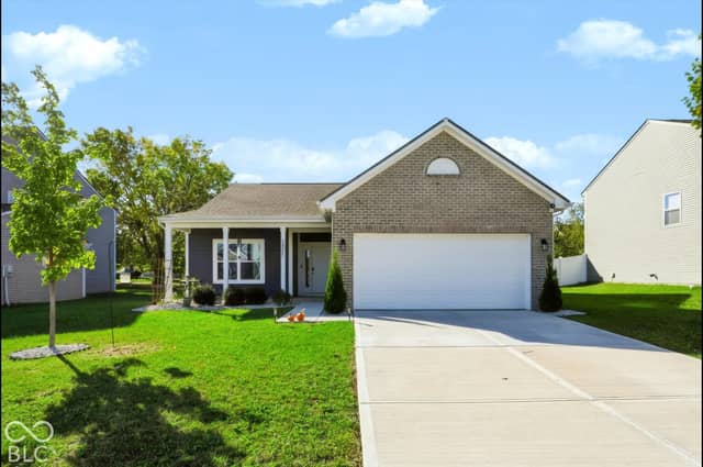 10043 Caprock Canyon Drive, Indianapolis, IN 46229, photo 3 of 30