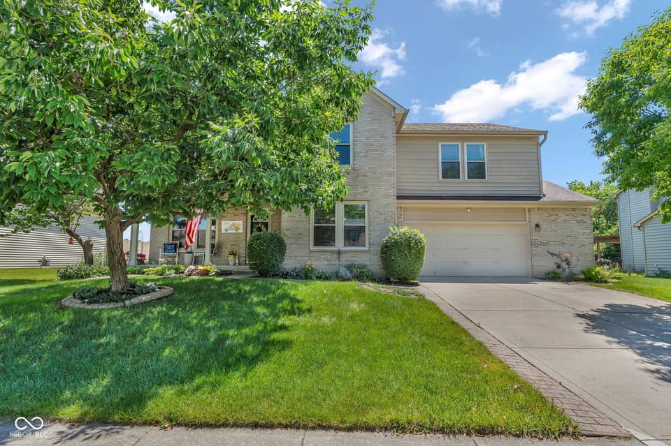 2905 Shadow Lake Drive, Indianapolis, IN 46217, photo 1 of 53