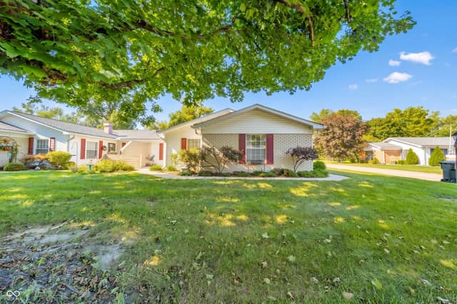 4329 Commons Drive, Anderson, IN 46013, photo 4 of 39
