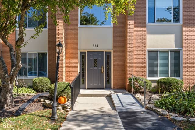 581 W Hunters Drive #C, Carmel, IN 46032, photo 5 of 55