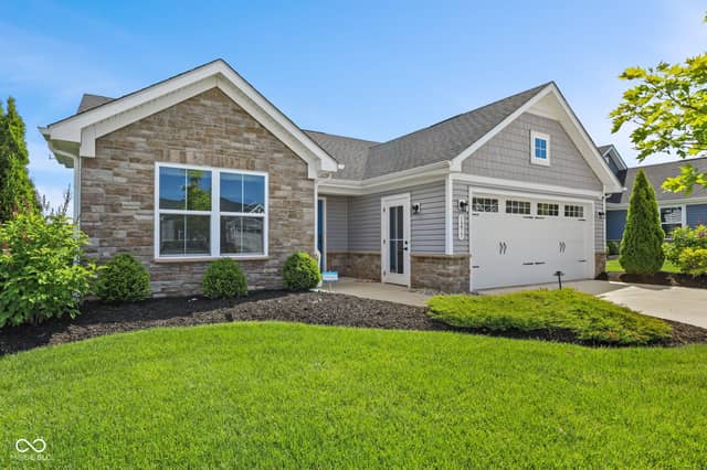 1275 Gunnison Drive, Greenfield, IN 46140, photo 2 of 34