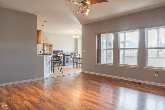 14461 Brook Meadow Drive, McCordsville, IN 46055, photo 4 of 45
