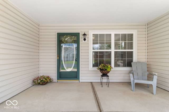 10951 Golden Harvest Way, Indianapolis, IN 46229, photo 3 of 26