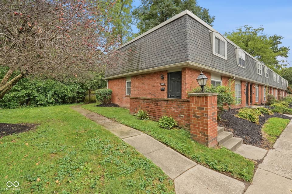 643 Northview Avenue, Indianapolis, IN 46220, photo 1 of 25