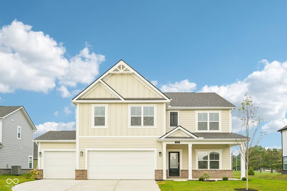 552 Portside Drive, Avon